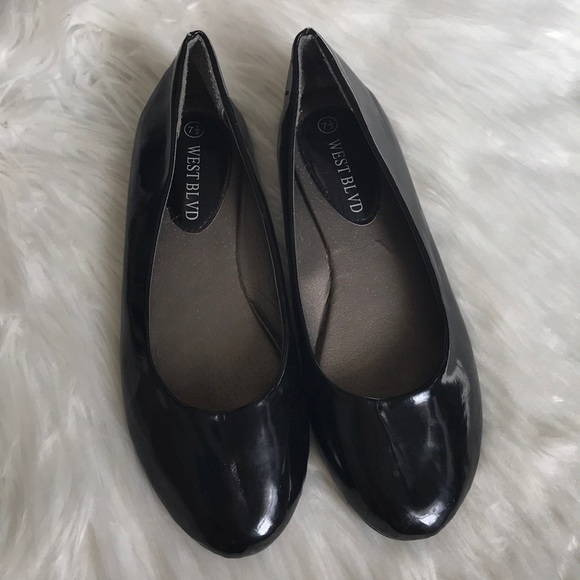 West Blvd Shoes - Black flats classic✨